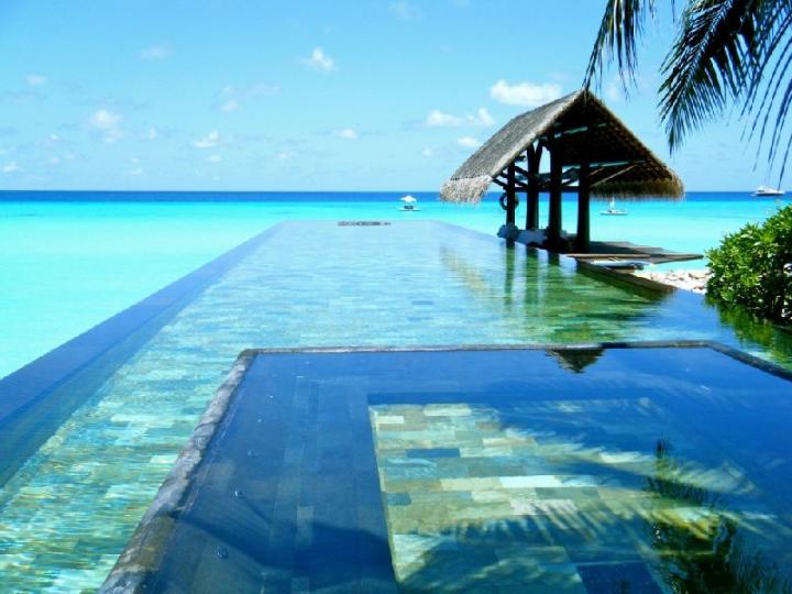 Hotel Reethi Rah